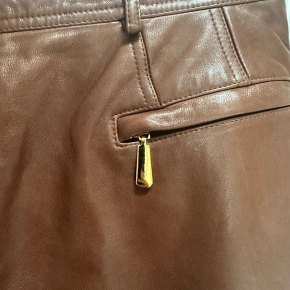 Immaculate ESCADA genuine leather pants, size 38. - Picture 4 of 9